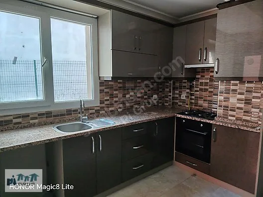 BORNOVA KIZILAY MAH SATILIK BAHÇE KATI 1+1 DAİRE