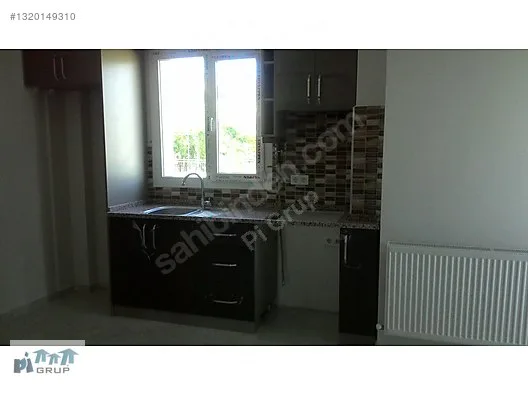 Bornova Kızılay'da Satılık 1+1 Bahçe Katı Daire 45m² Fırsat!
