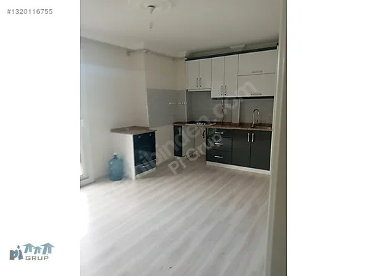 Bornova Kızılay'da Satılık 2+1 Daire 80m²
